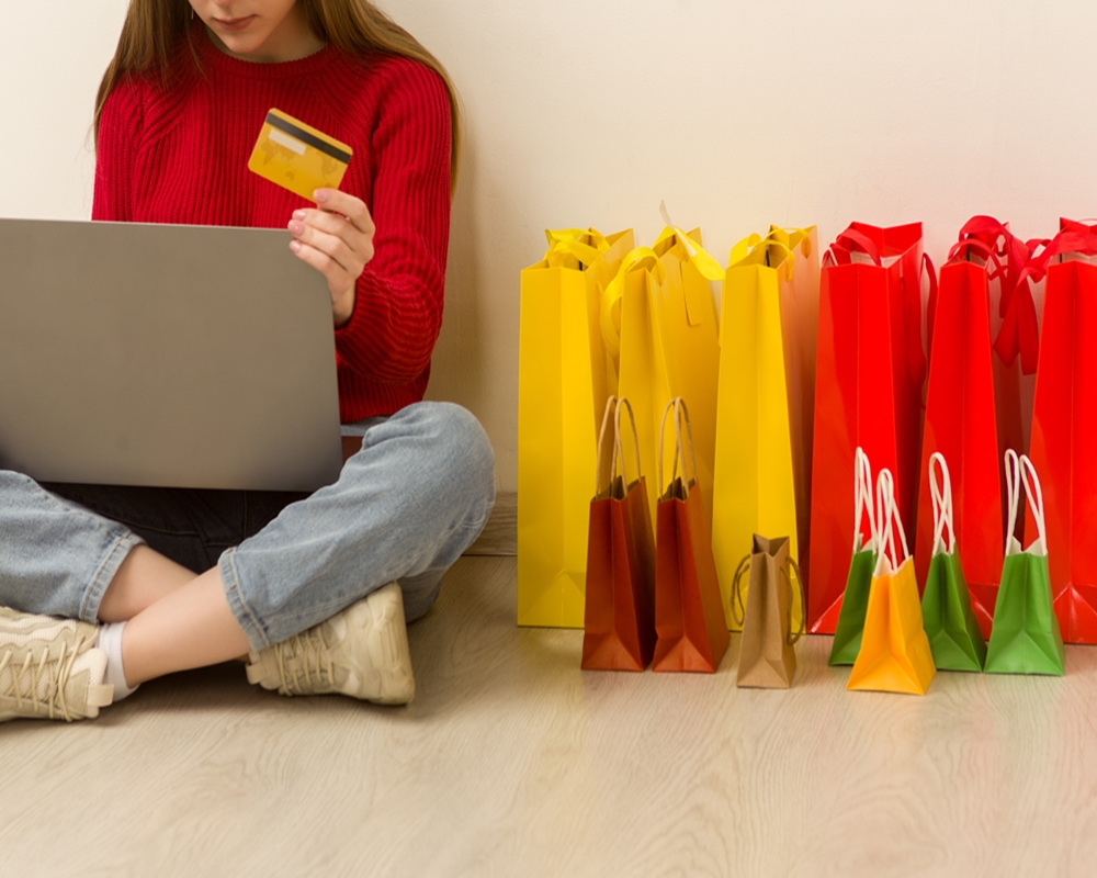 omni channel focus on the customer shopping experience